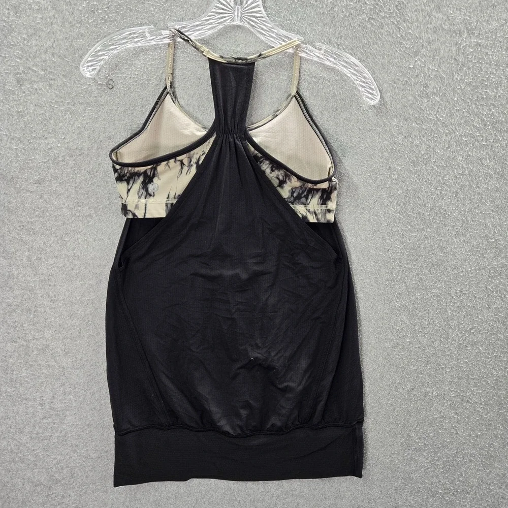 Lululemon Women Activewear Tank Top 6 Black No Limit Loose‎ Built in Bra